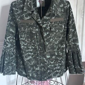 Mossimo Supply Co. Green Camouflage Utility Jacket